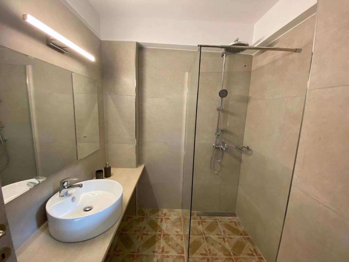 Mirovigli Family Rooms Lepedha Luaran gambar